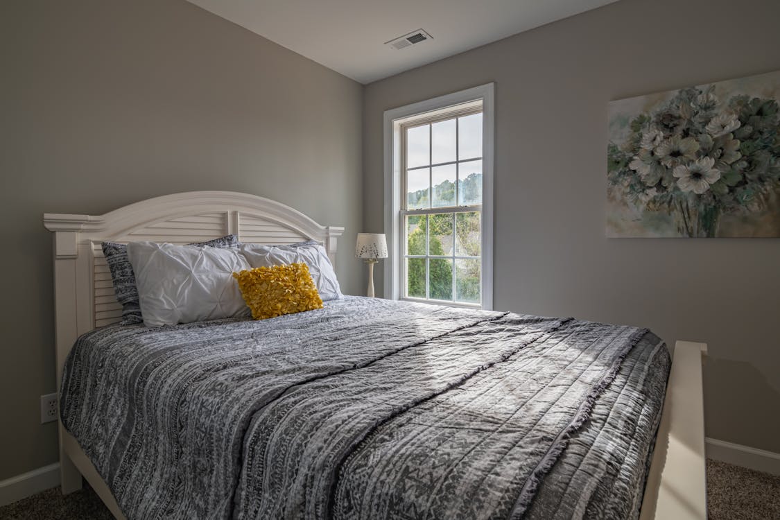 Why don't agents invest in real estate?